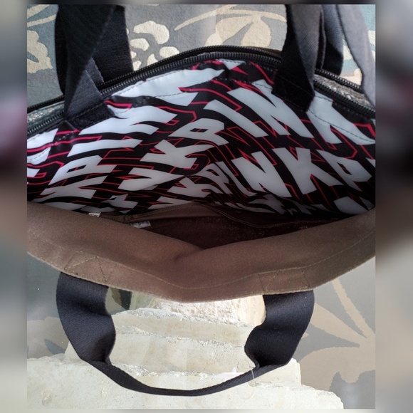 Pink by Victoria Secret food bag - Picture 2 of 4